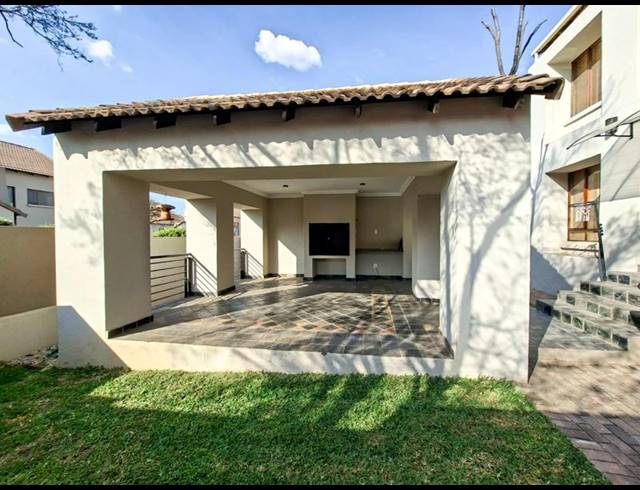 3 BEDROOM PROPERTY TO RENT IN MIDSTREAM ESTATE